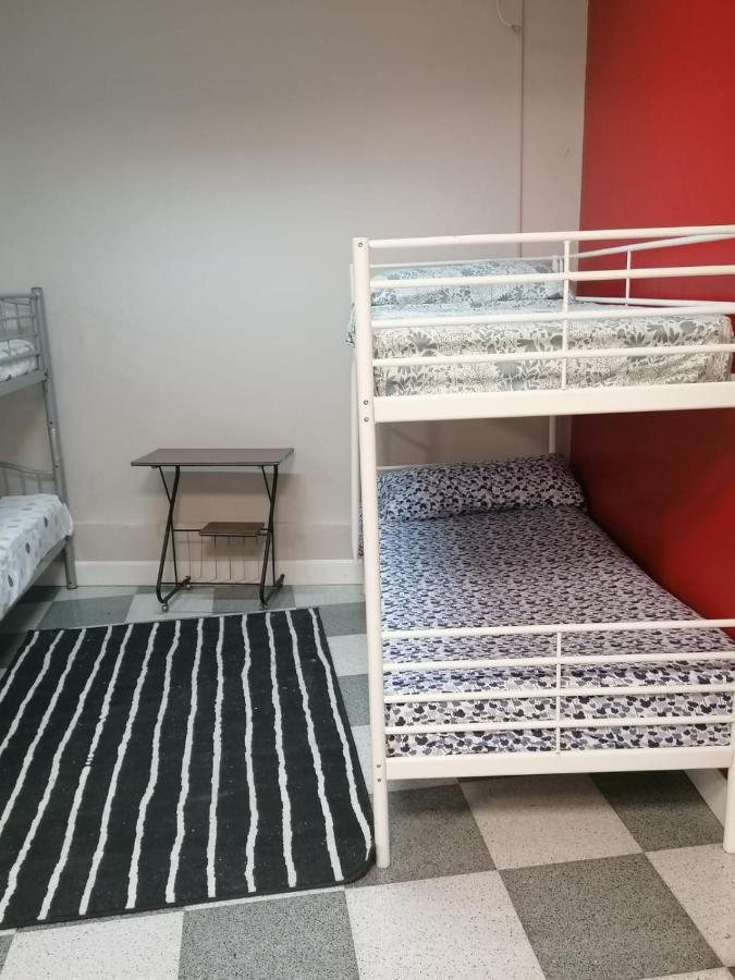 Hostal Casa Rosa - Madrid — Photos 1